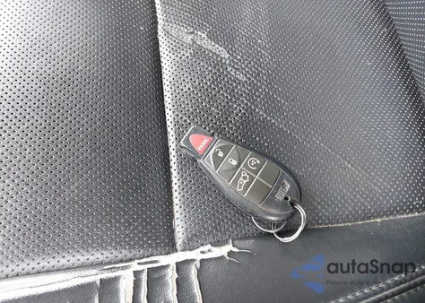 2011 Jeep Grand Cherokee Limited from USA, damaged, VIN 1J4RR5GG8BC602735